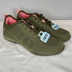 GEARS Comfort Walking Shoes Military Green Size 6